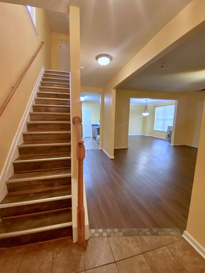 House for rent at 217 W Gilbert St Hw, Hampton, VA 23669