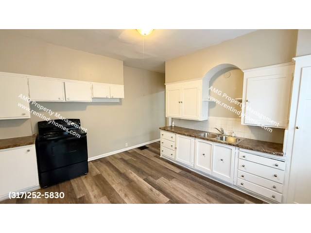 Townhouse for rent at 1344 N Dearborn St, Indianapolis, IN 46201