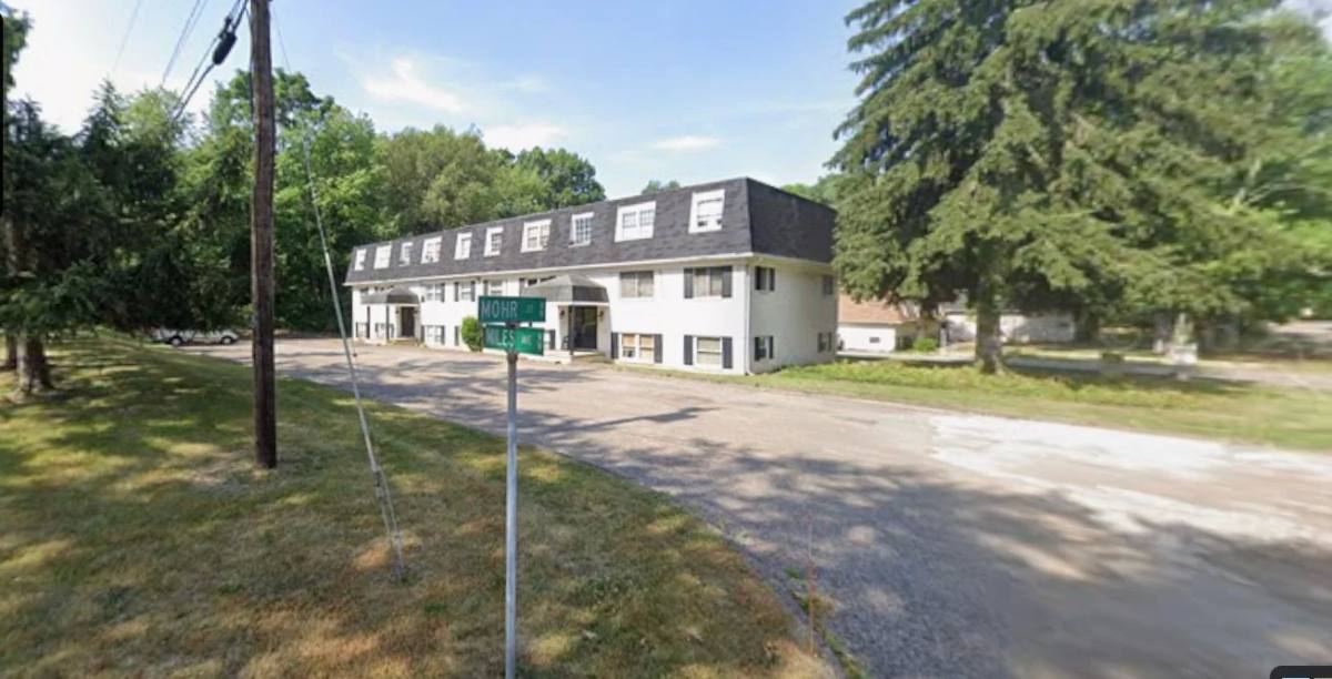 Apartment for rent at 1829 Miles Ave NW #12, Canton, OH 44708