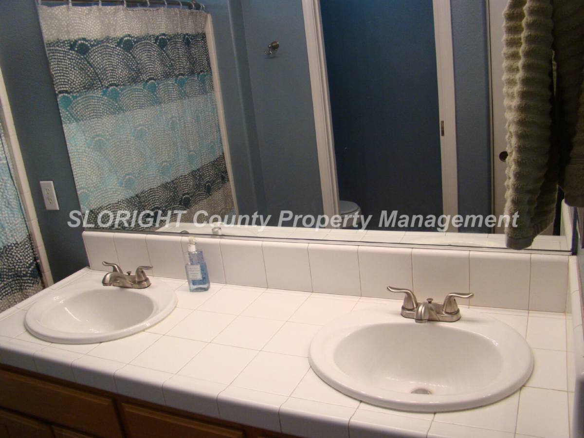 House for rent at 1306 Stoney Creek, Paso Robles, CA 93446