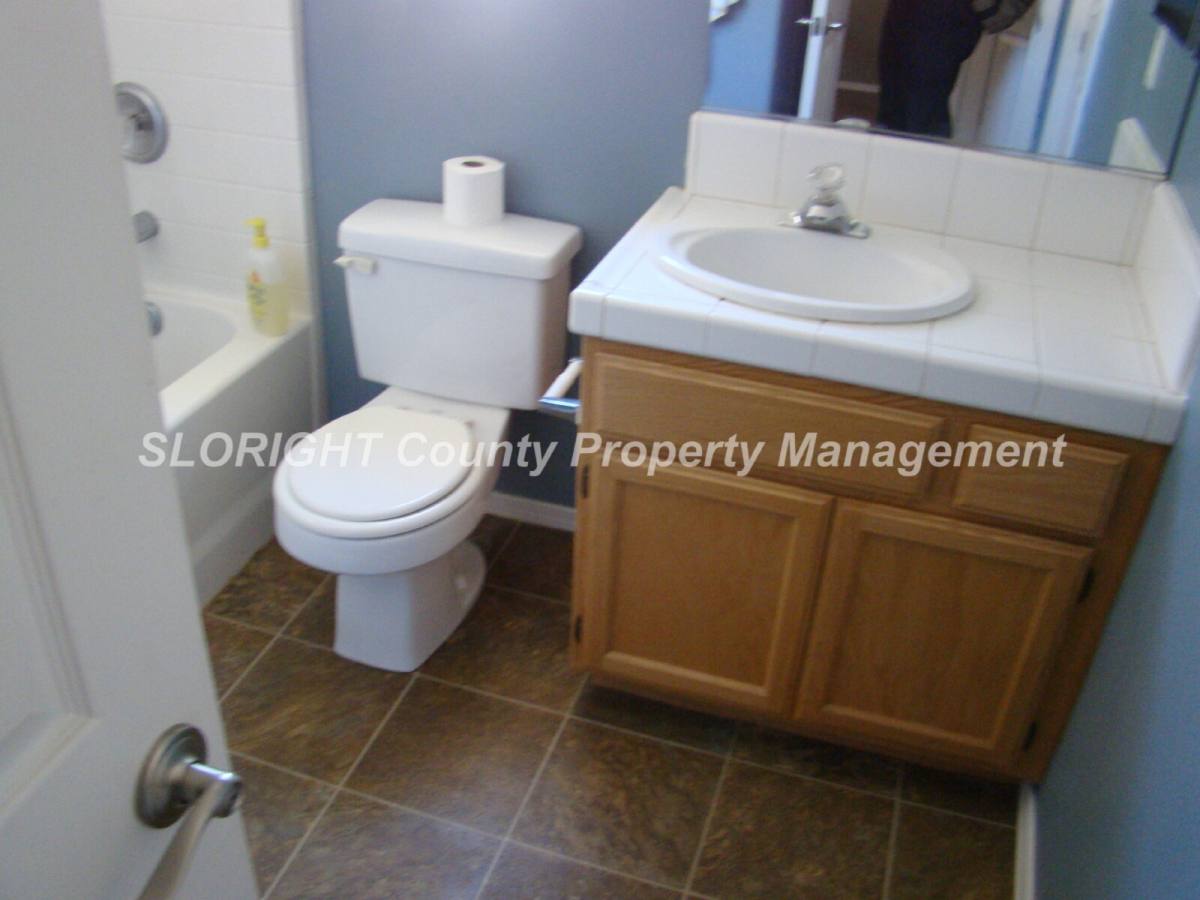 House for rent at 1306 Stoney Creek, Paso Robles, CA 93446