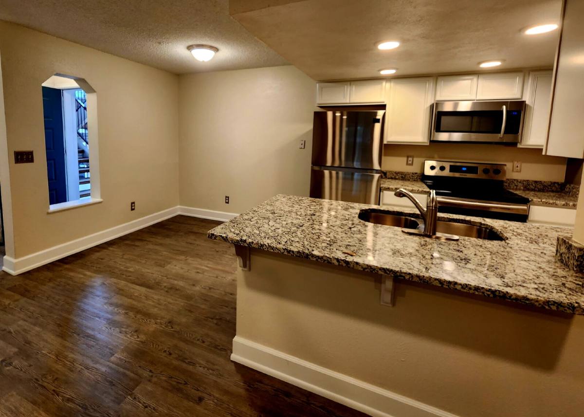 Apartment for rent at 8376 S Upham Way #B105, Littleton, CO 80128