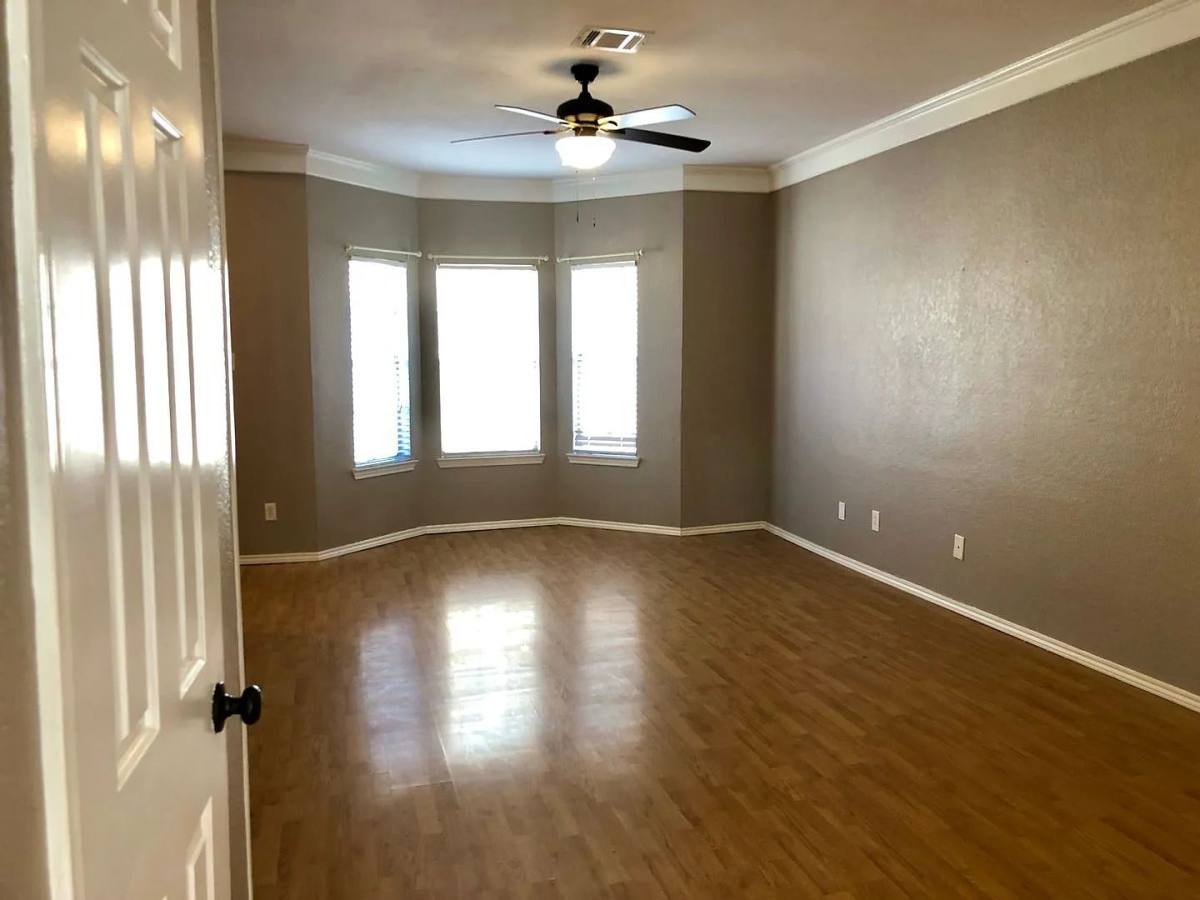 Condo for rent at 1327 Speight Ave, Waco, TX 76706
