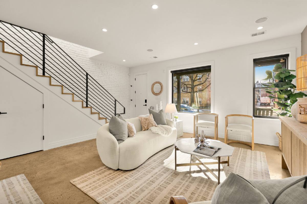 House for rent at 1005 P St NW, Washington, DC 20001