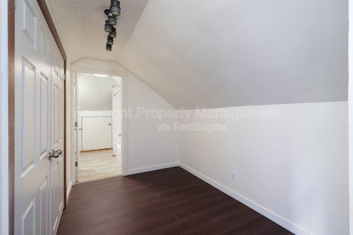 House for rent at 418 W Rosewood Ave, San Antonio, TX 78212