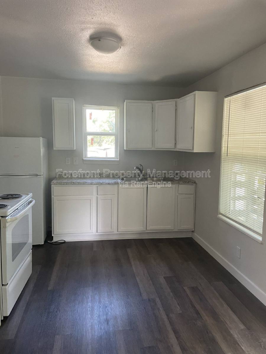 Apartment for rent at 4818 Monterey St #202, San Antonio, TX 78237