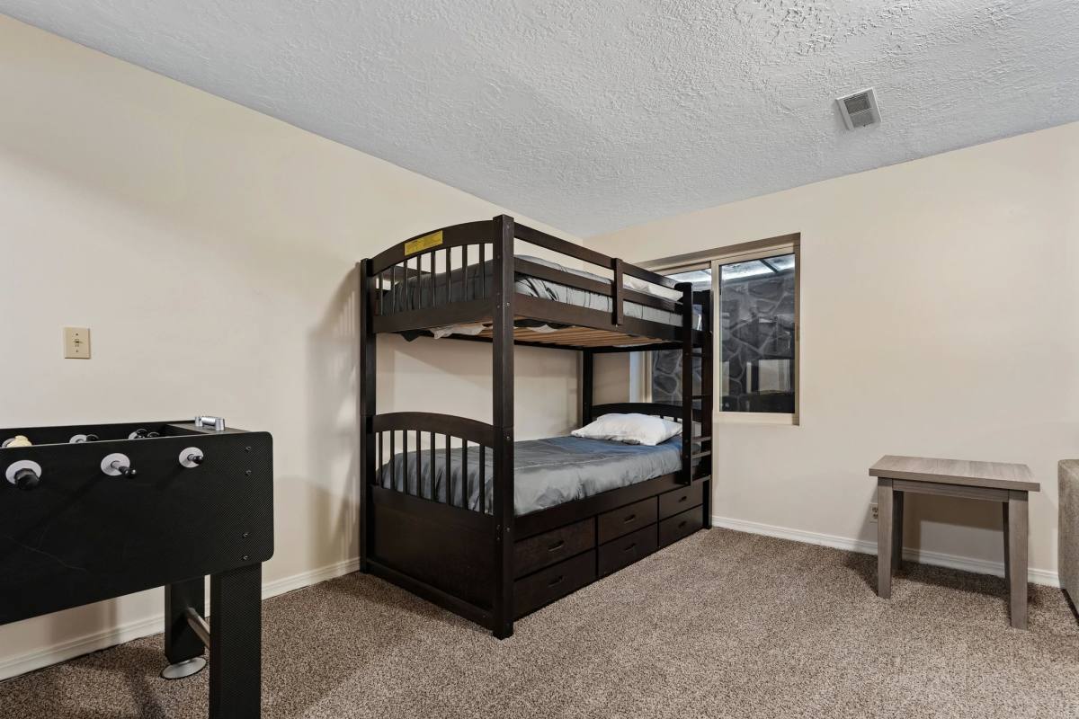 Townhouse for rent at 3581 Lost Spring Lane, Salt Lake City, UT 84121