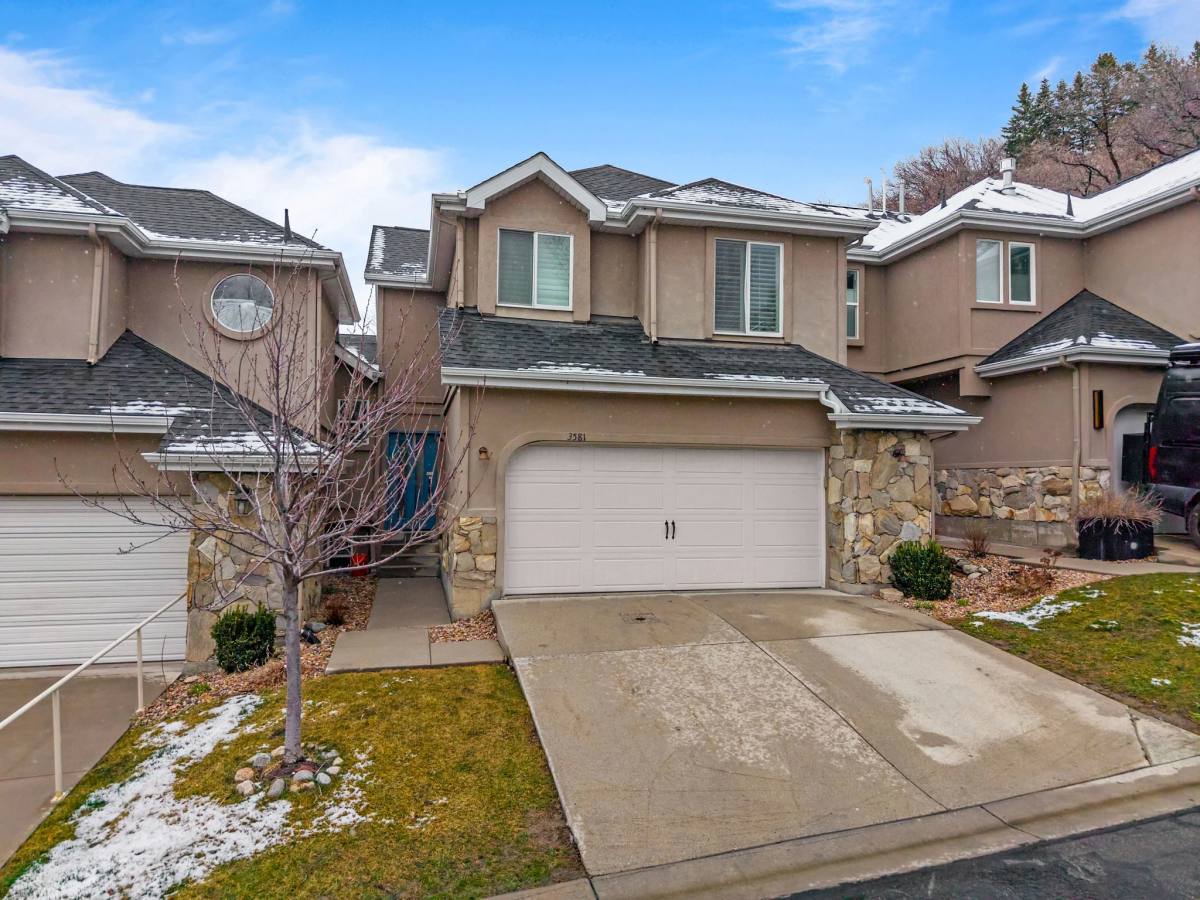Townhouse for rent at 3581 Lost Spring Lane, Salt Lake City, UT 84121