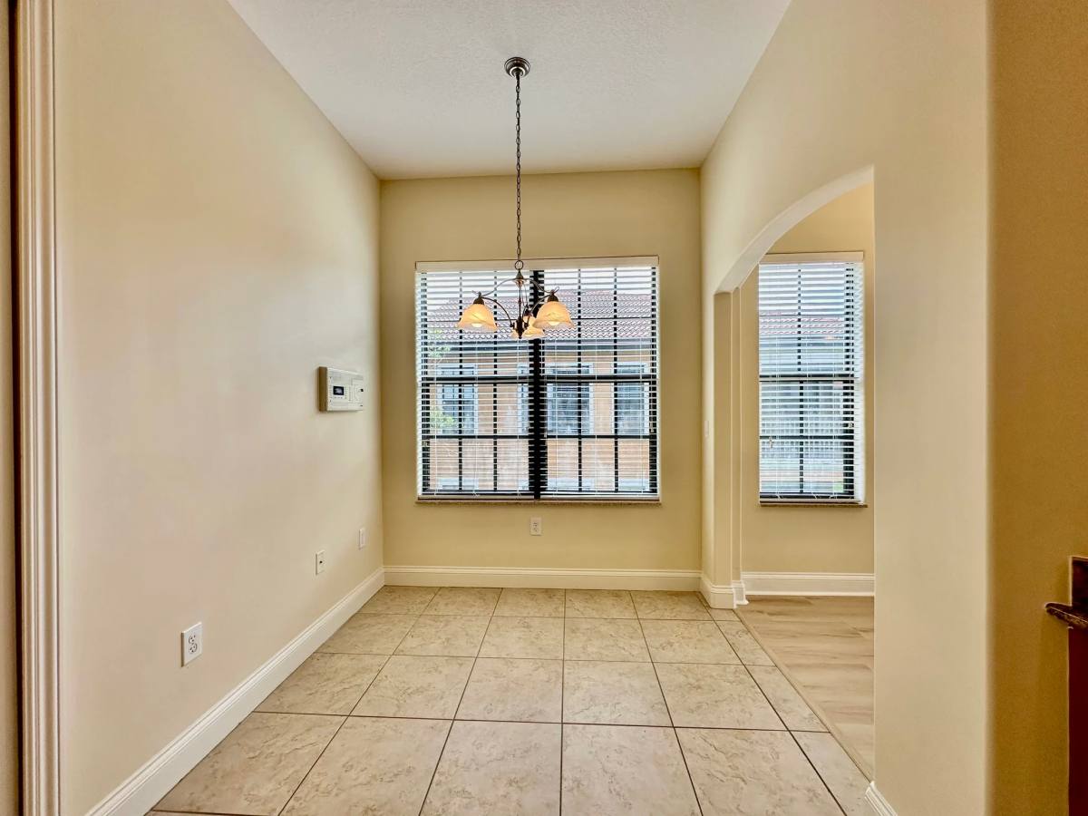 Townhouse for rent at 1303 Verde Dr #1603, Naples, FL 34105