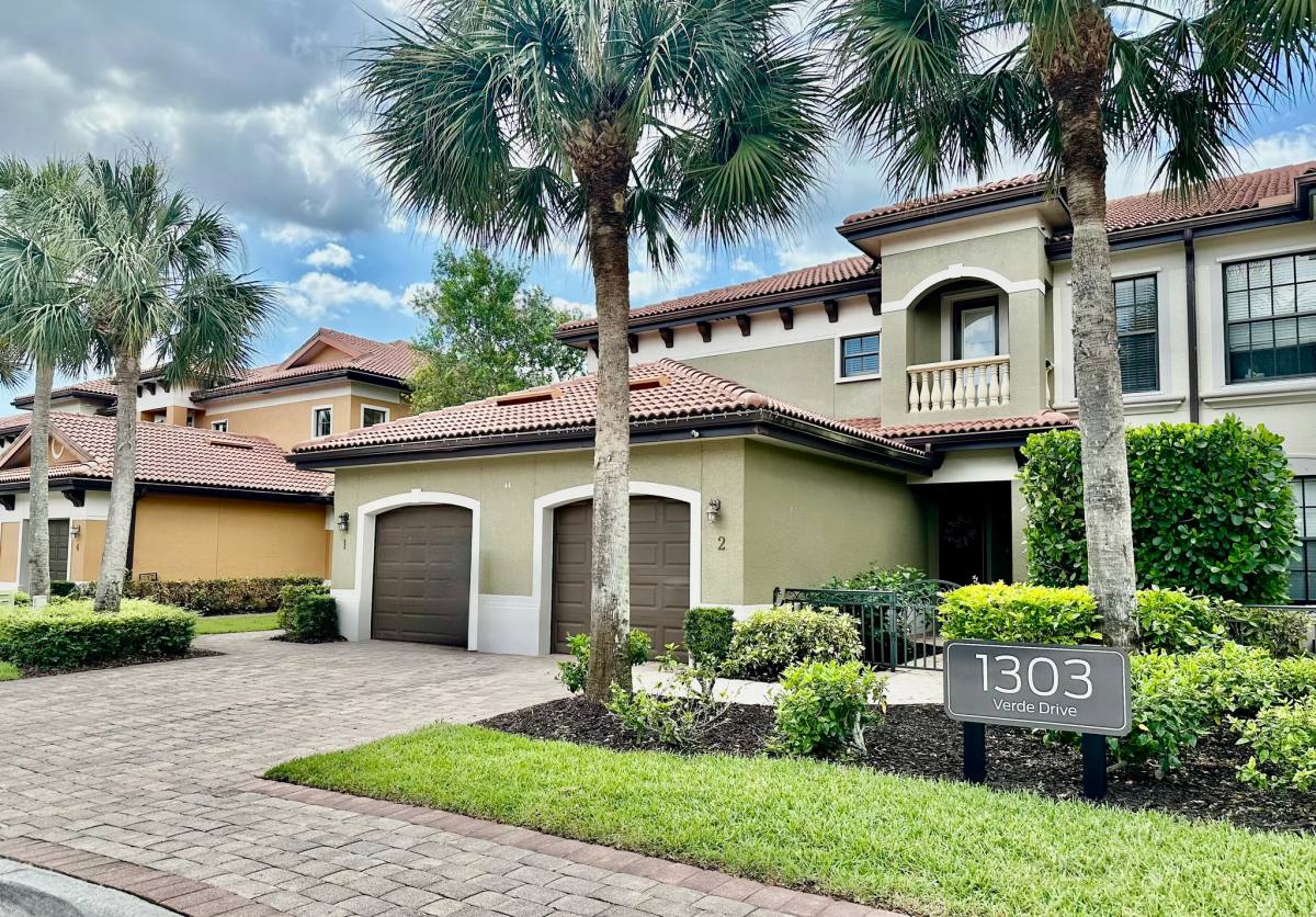 Townhouse for rent at 1303 Verde Dr #1603, Naples, FL 34105
