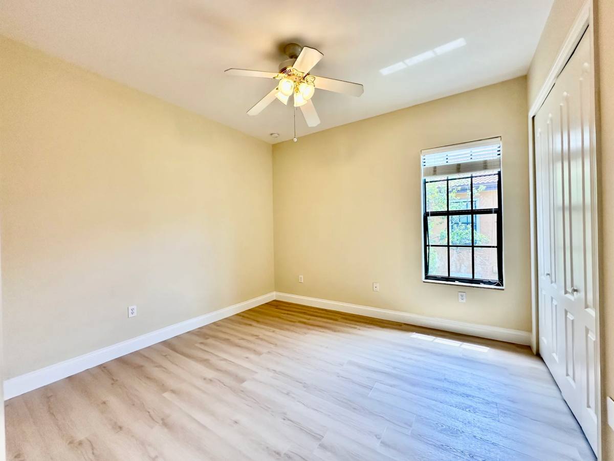 Townhouse for rent at 1303 Verde Dr #1603, Naples, FL 34105