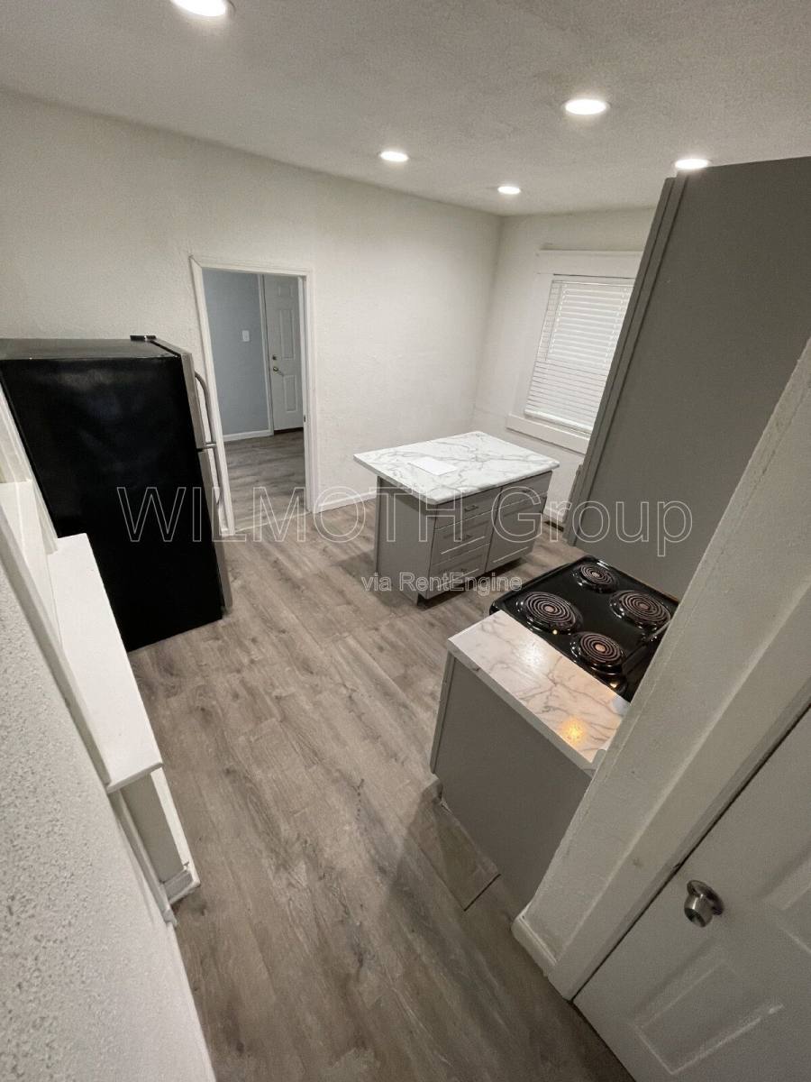 House for rent at 12 N Randolph St, Indianapolis, IN 46201