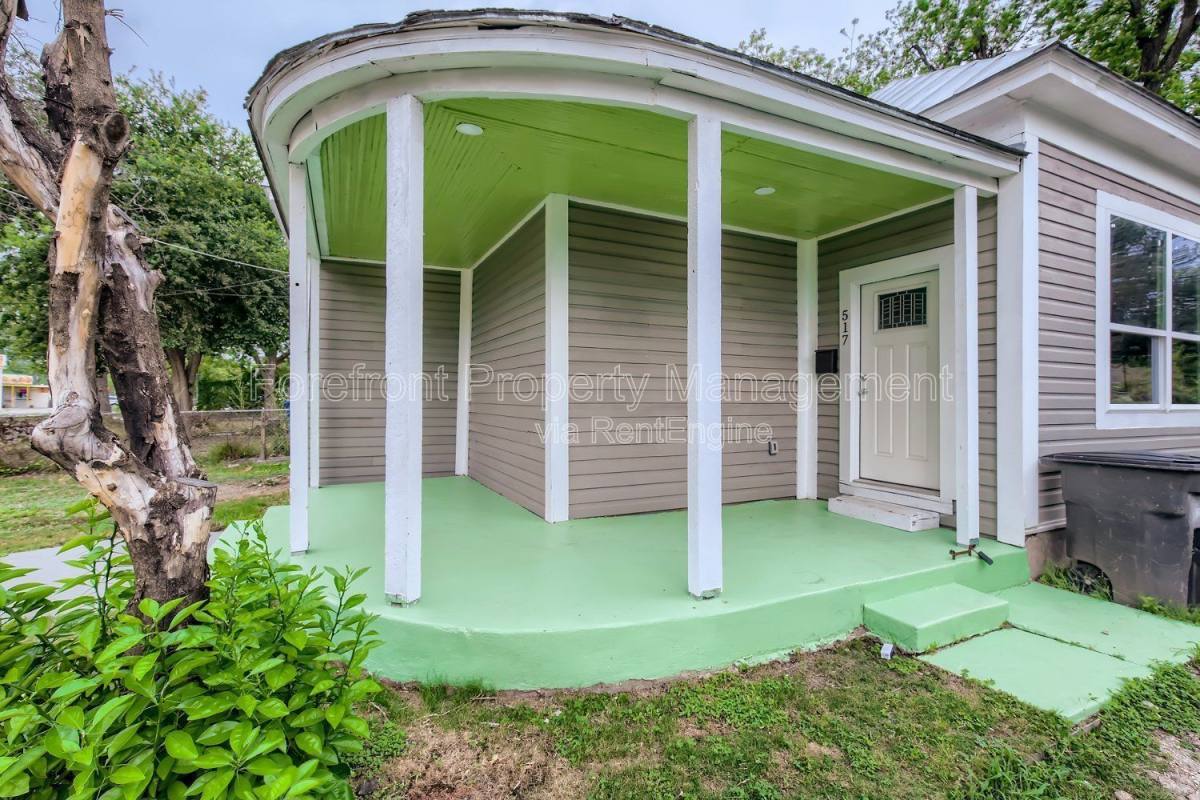 House for rent at 517 Hicks Ave, San Antonio, TX 78210