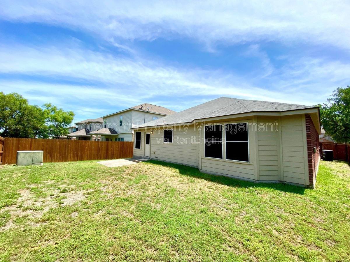 House for rent at 12647 Point Summit, San Antonio, TX 78253