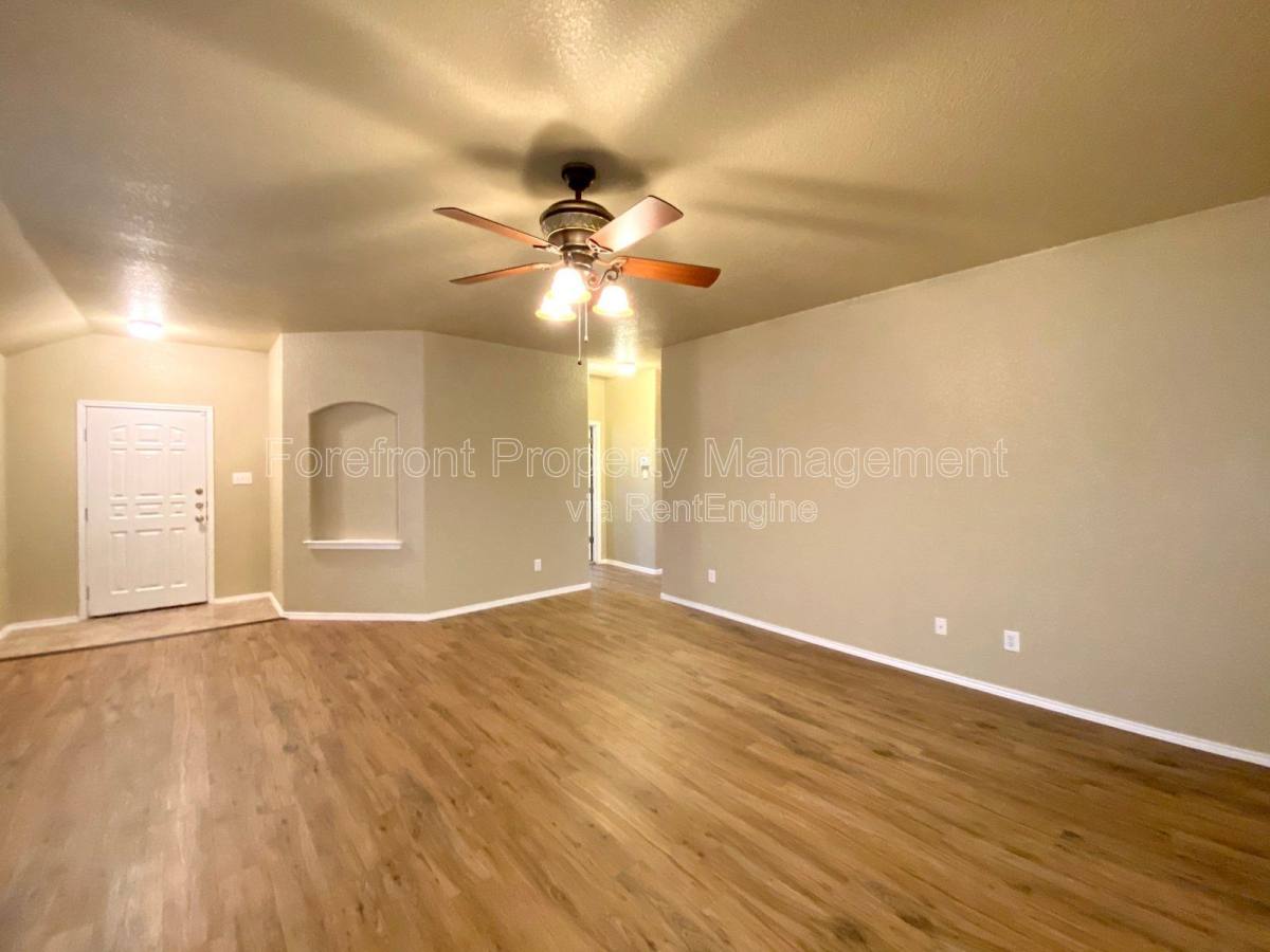 House for rent at 12647 Point Summit, San Antonio, TX 78253