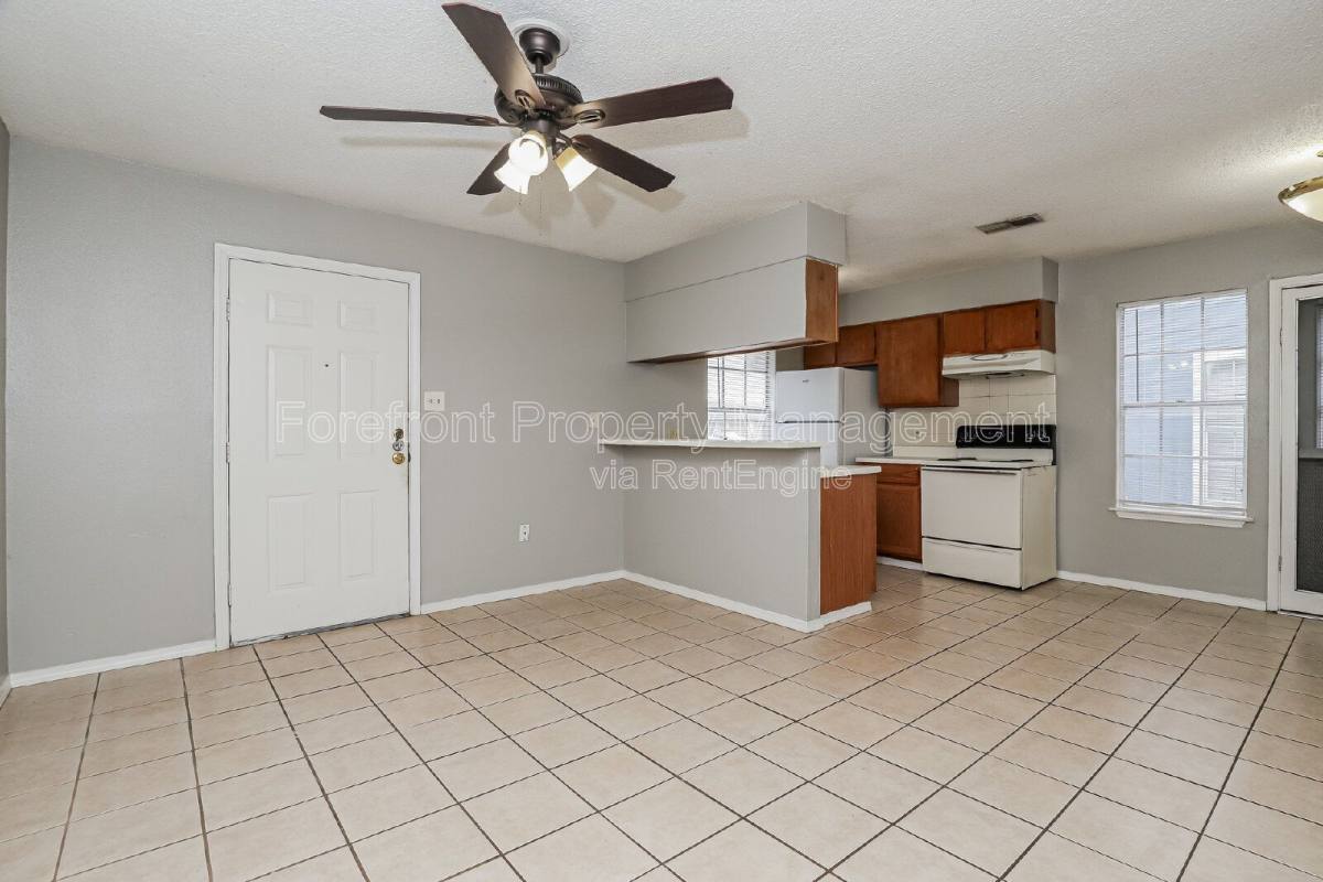 House for rent at 820 W Olmos Dr, San Antonio, TX 78212