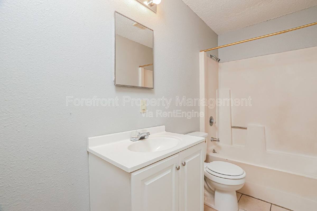 House for rent at 820 W Olmos Dr, San Antonio, TX 78212