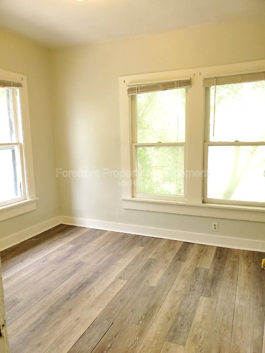 Apartment for rent at 1822 N Olive St #3, San Antonio, TX 78208