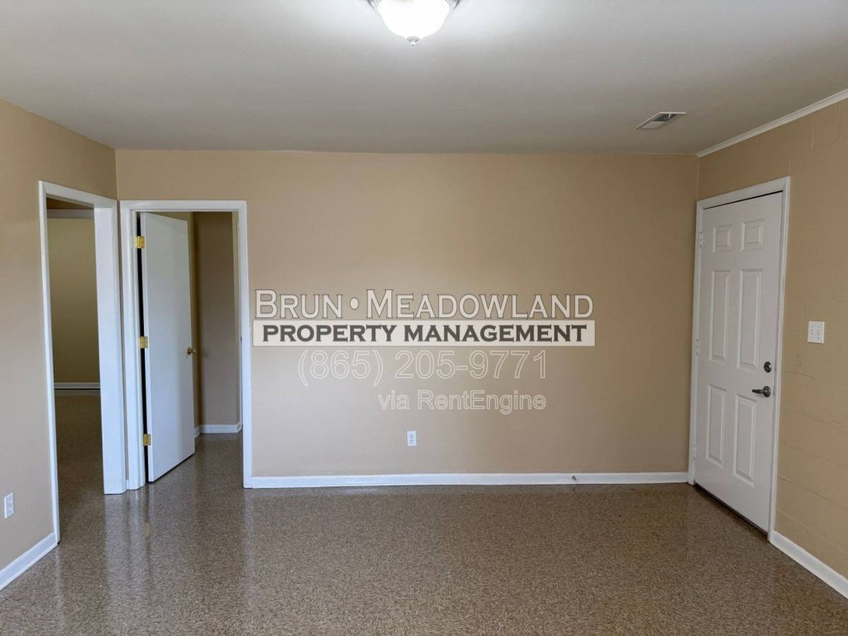 Apartment for rent at 5200 John Hall Rd #G, Knoxville, TN 37920