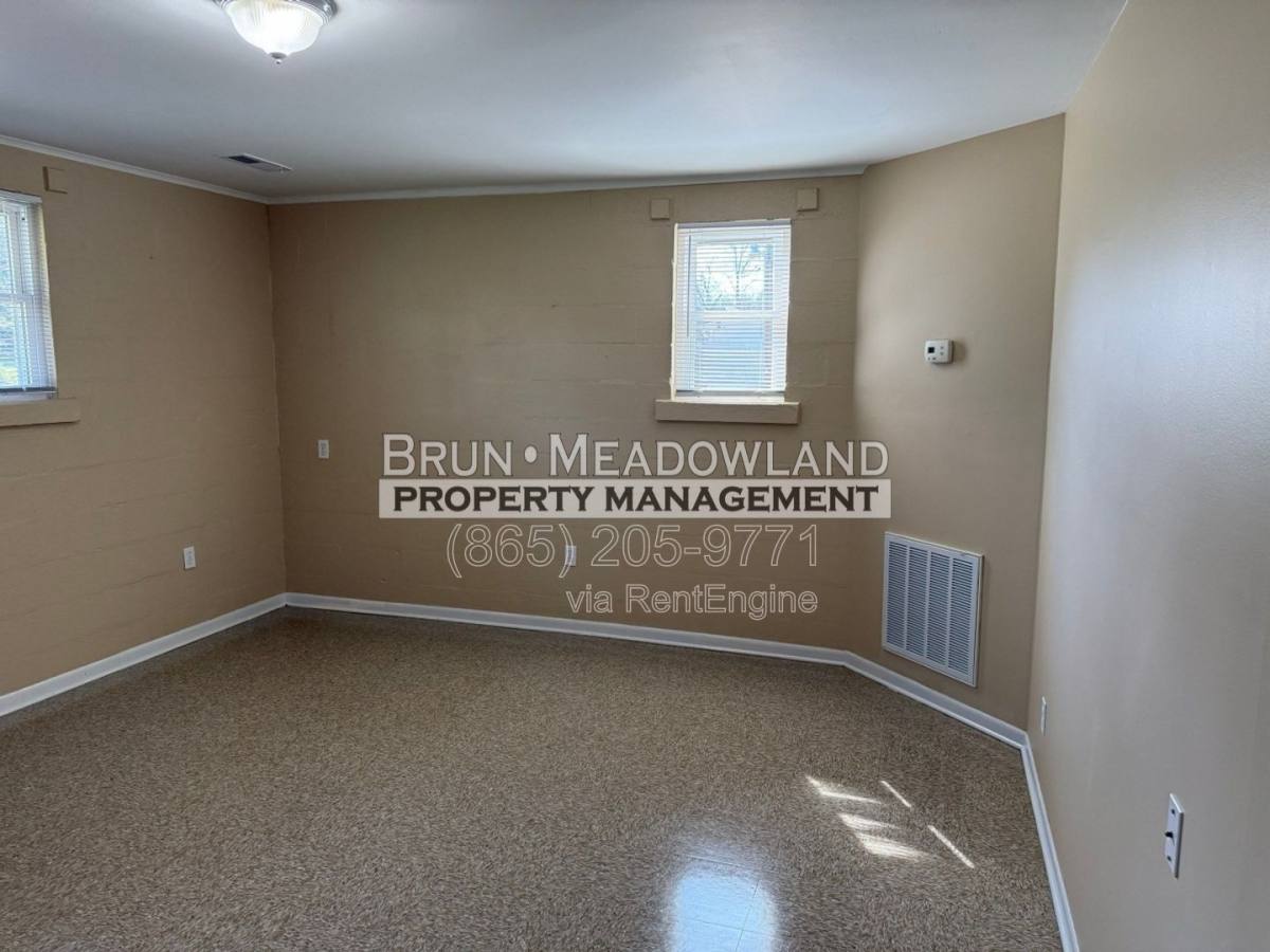 Apartment for rent at 5200 John Hall Rd #G, Knoxville, TN 37920