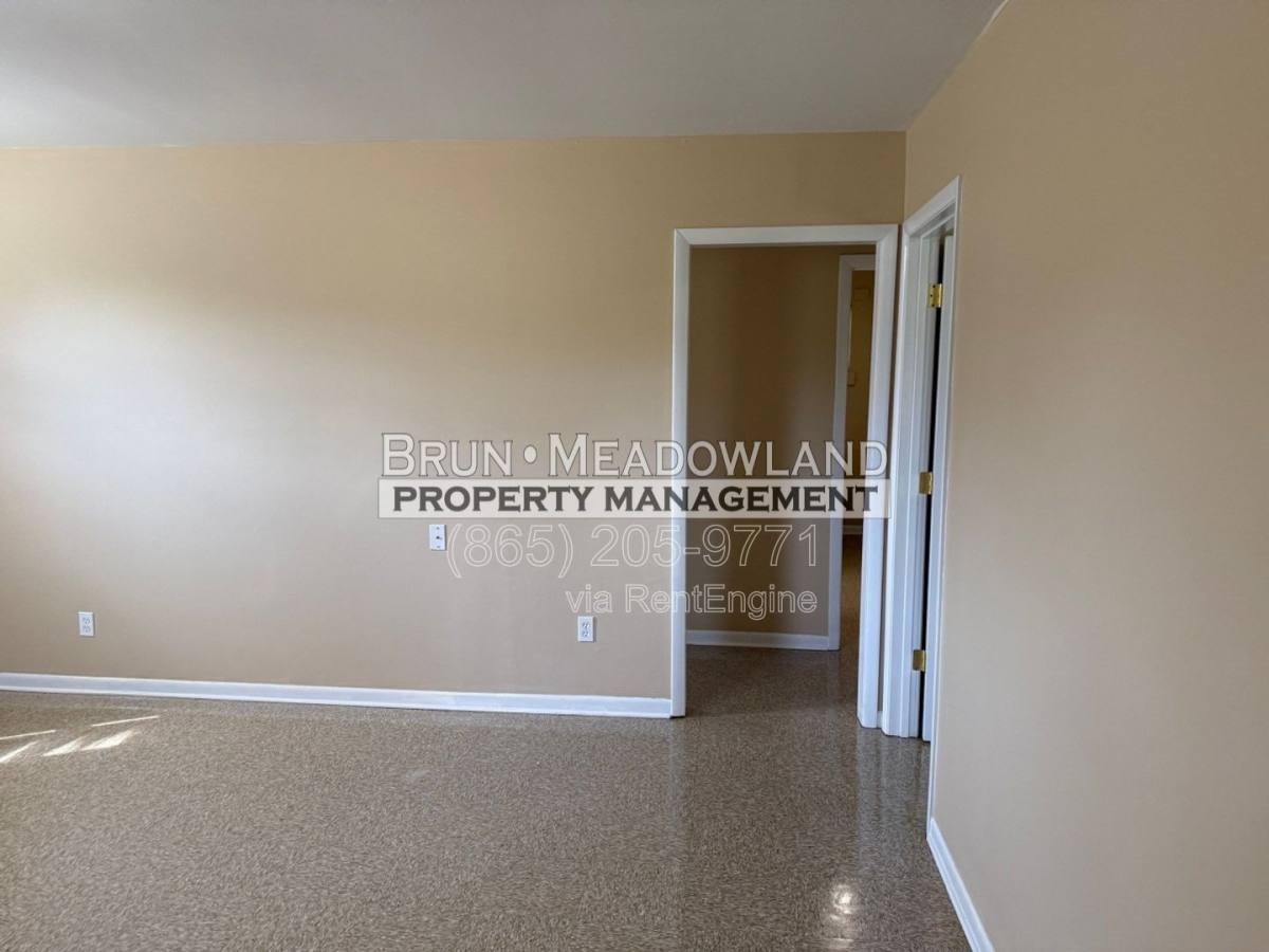 Apartment for rent at 5200 John Hall Rd #G, Knoxville, TN 37920