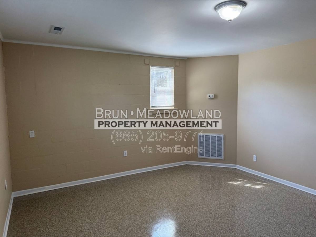 Apartment for rent at 5200 John Hall Rd #G, Knoxville, TN 37920