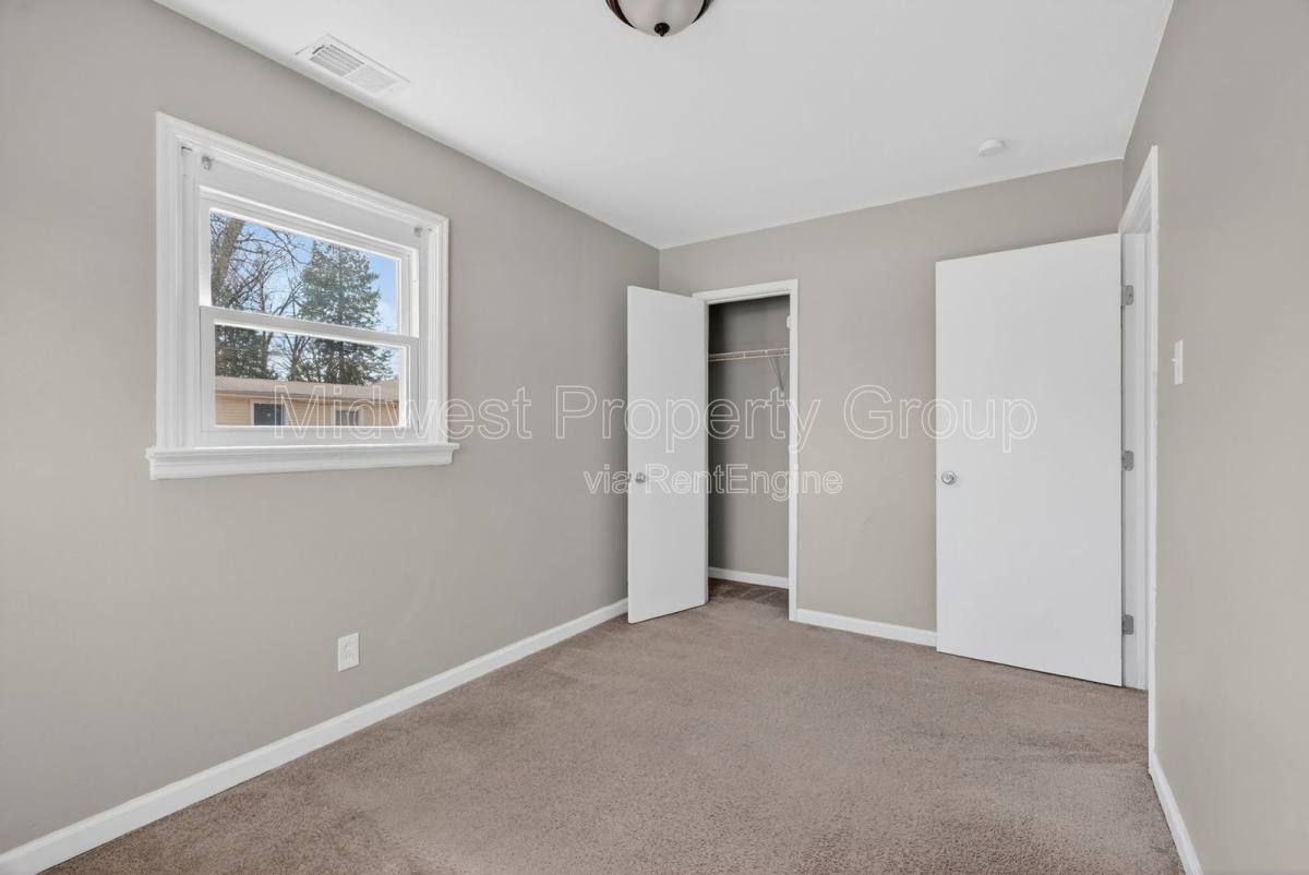 House for rent at 12035 Krenning Lane, Saint Louis, MO 63138