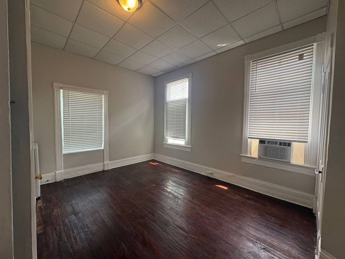 Apartment for rent at 883 Mulberry St #D, Macon, GA 31201