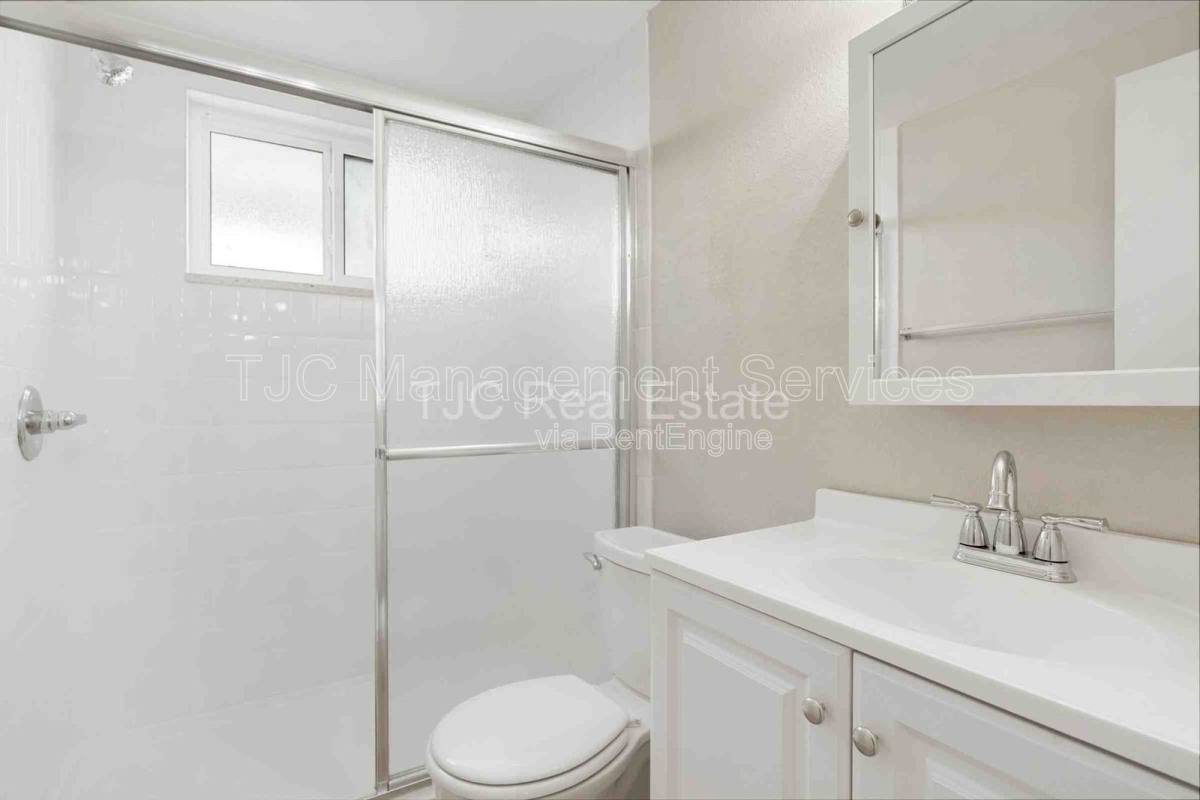 Apartment for rent at 1138 Corona St #103, Denver, CO 80218