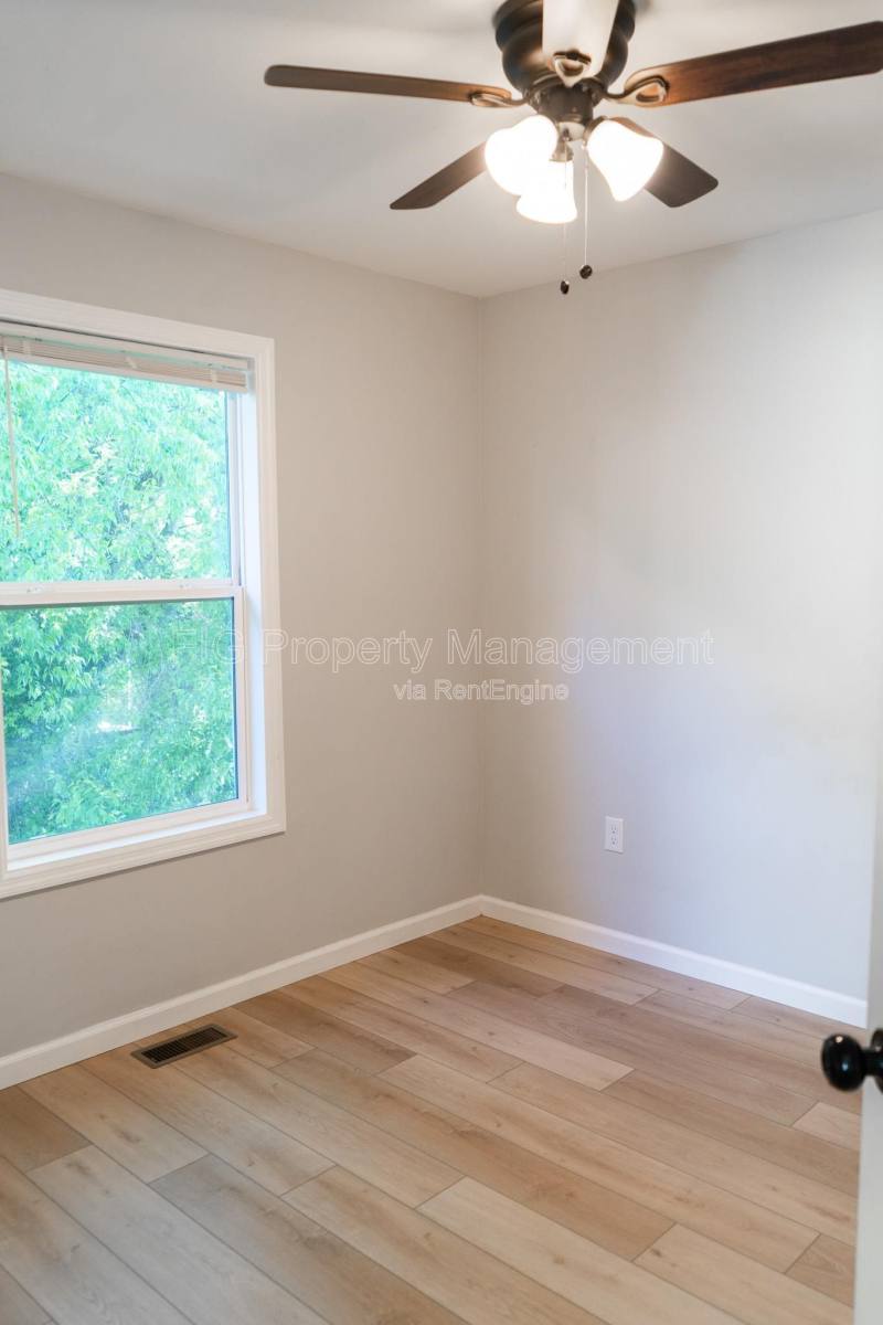 Apartment for rent at 3225 Bikers Path Way, Knoxville, TN 37920