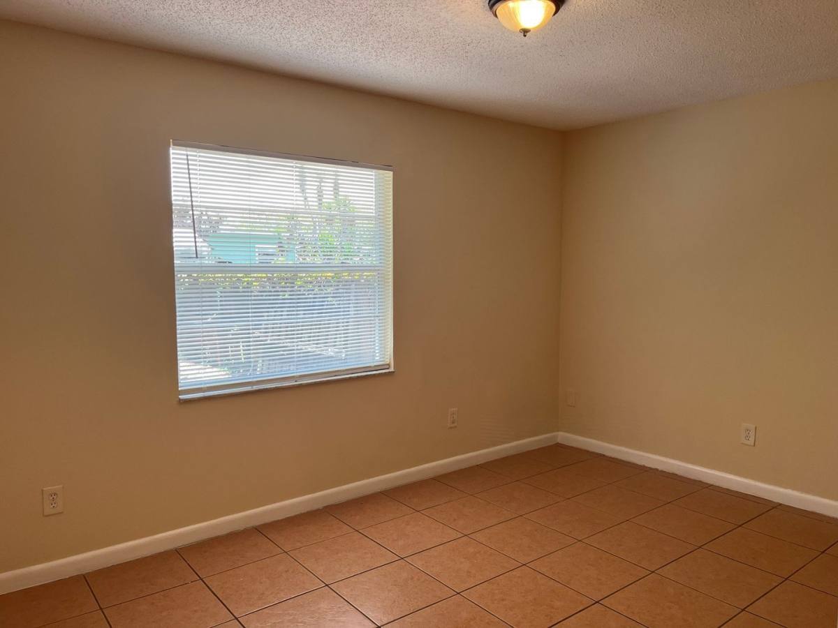 Apartment for rent at 300 Orange Ave #B, Longwood, FL 32750