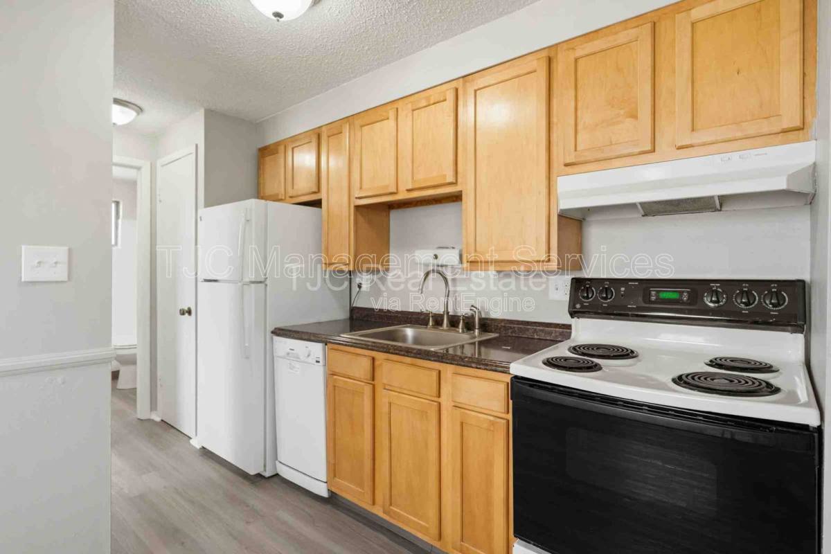 Apartment for rent at 27 S Sherman St #306, Denver, CO 80209