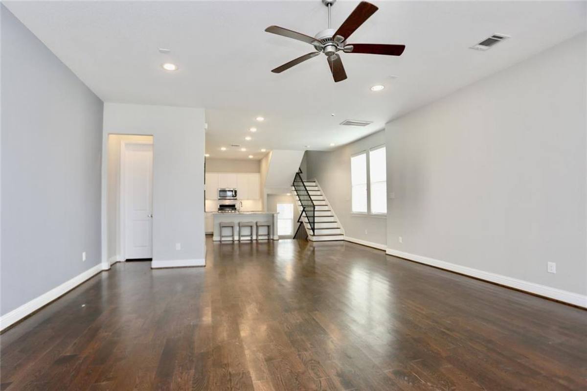 Apartment for rent at 1227 W 19th St #A, Houston, TX 77008