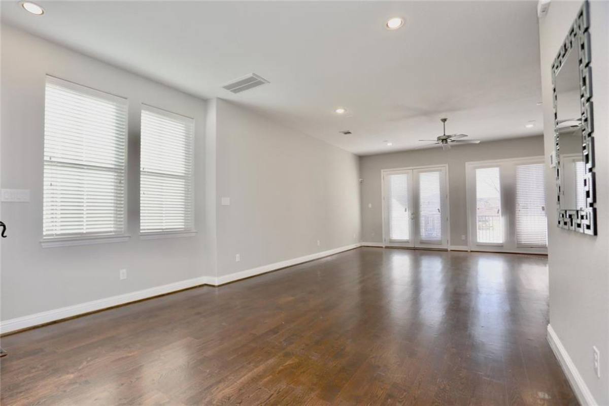 Apartment for rent at 1227 W 19th St #A, Houston, TX 77008