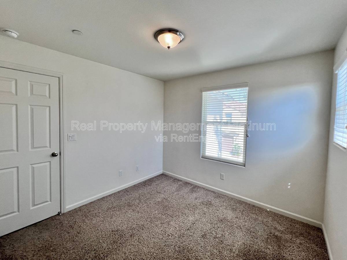 House for rent at 3584 Significant Way, Clovis, CA 93619