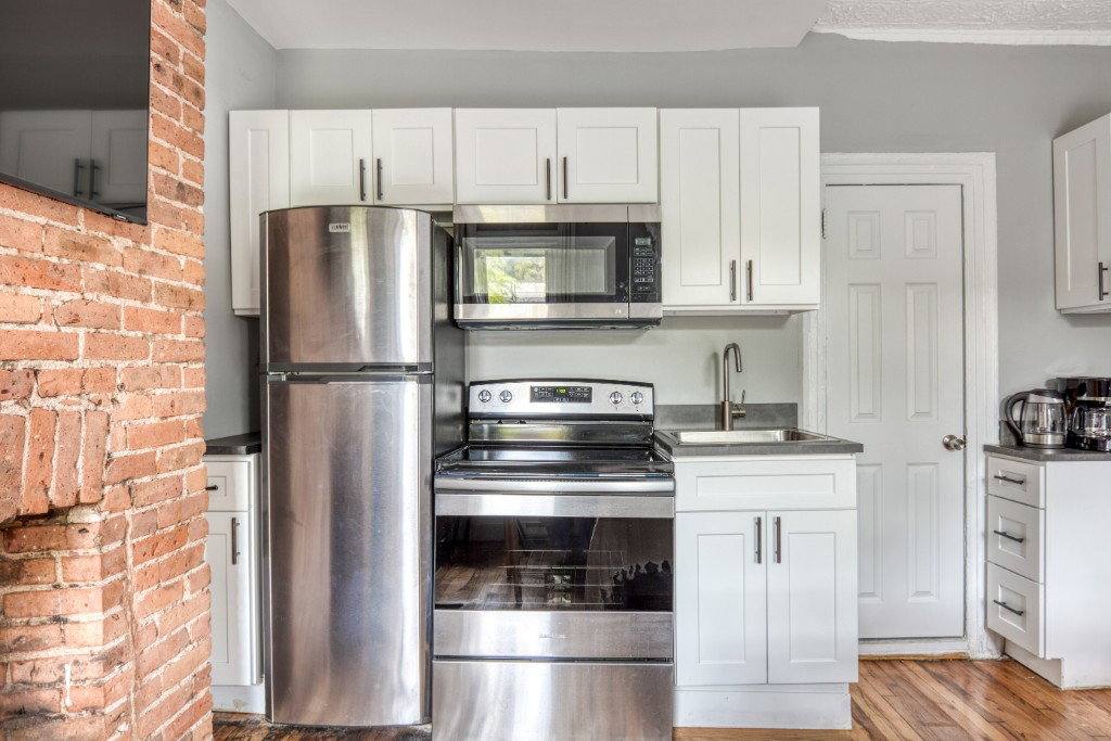 Apartment for rent at 17 Gay St #6, New York, NY 10014