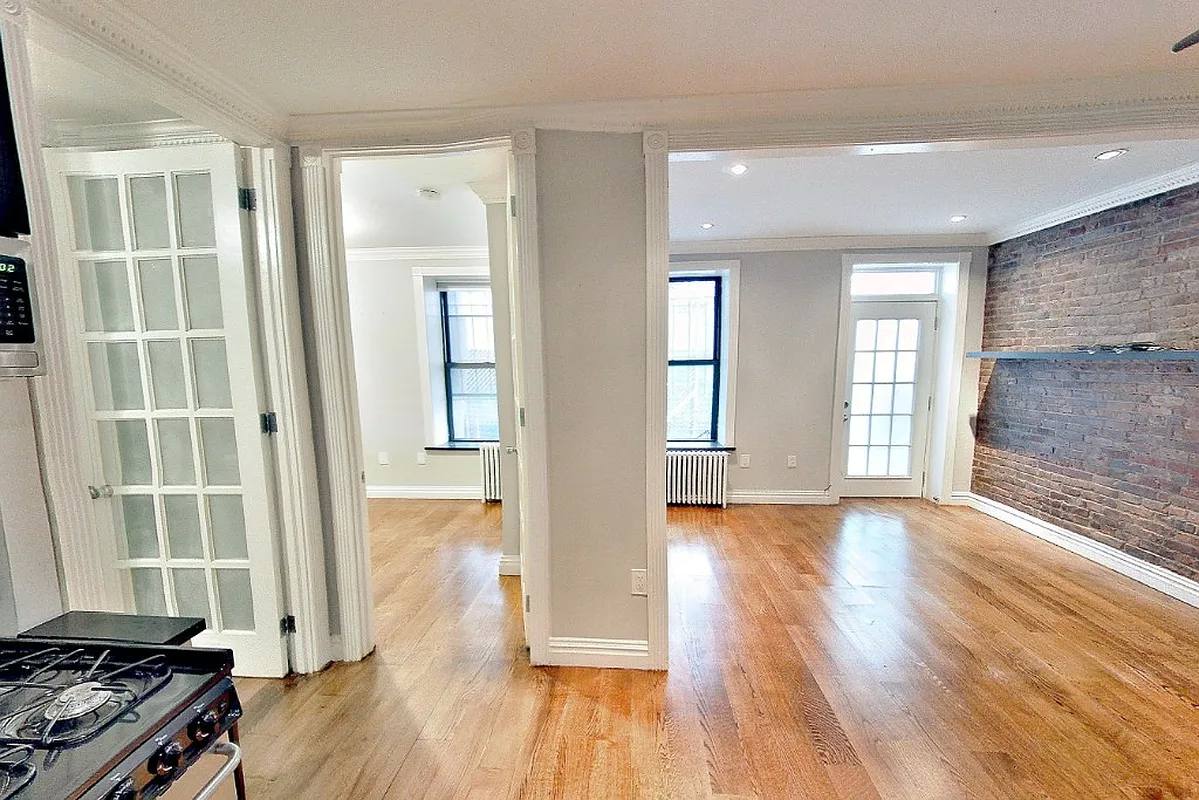 Apartment for rent at 325 E 5th St, New York, NY 10003