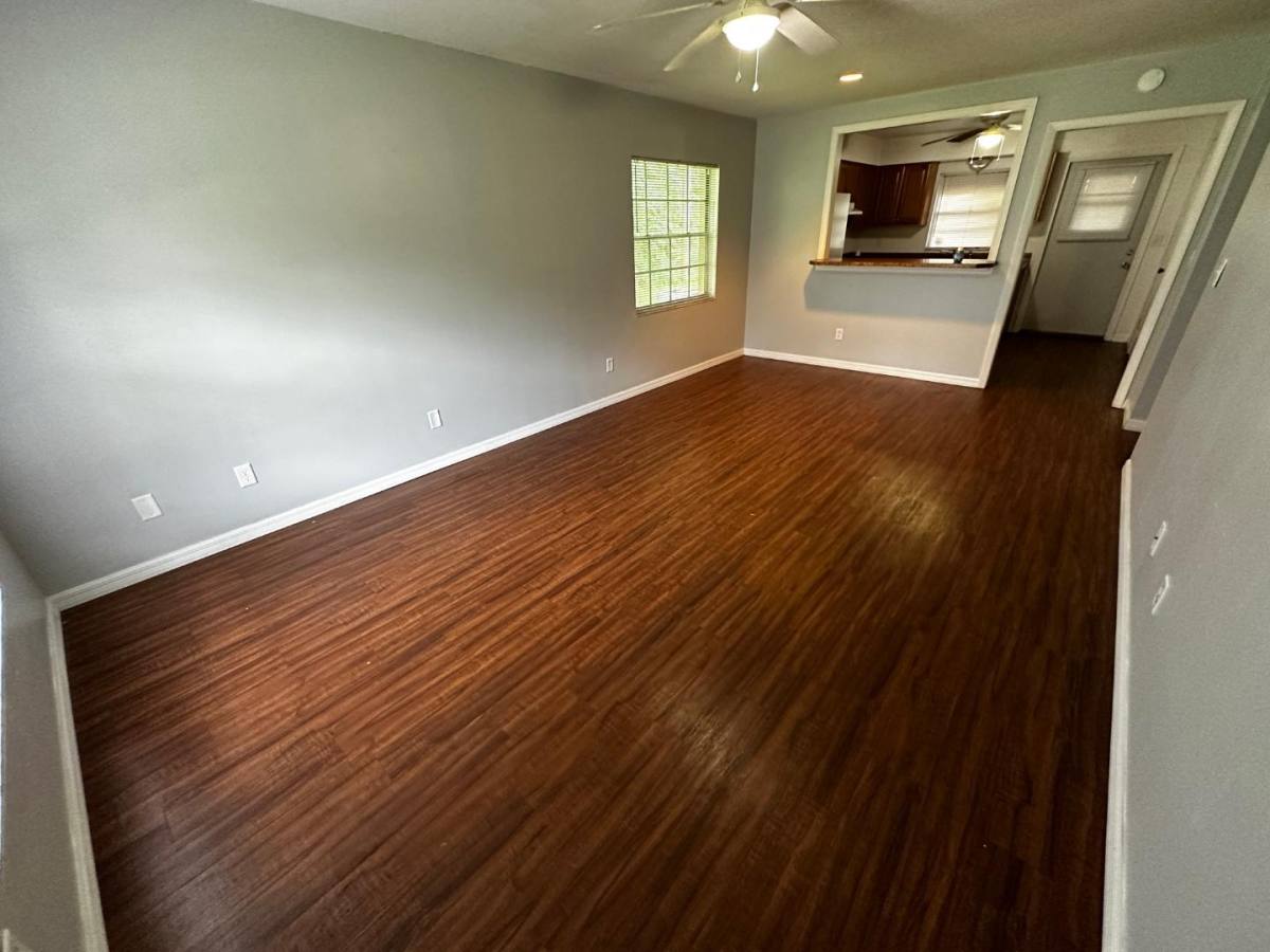 Apartment for rent at 610 Emerald Ave #3, Lake Wales, FL 33853