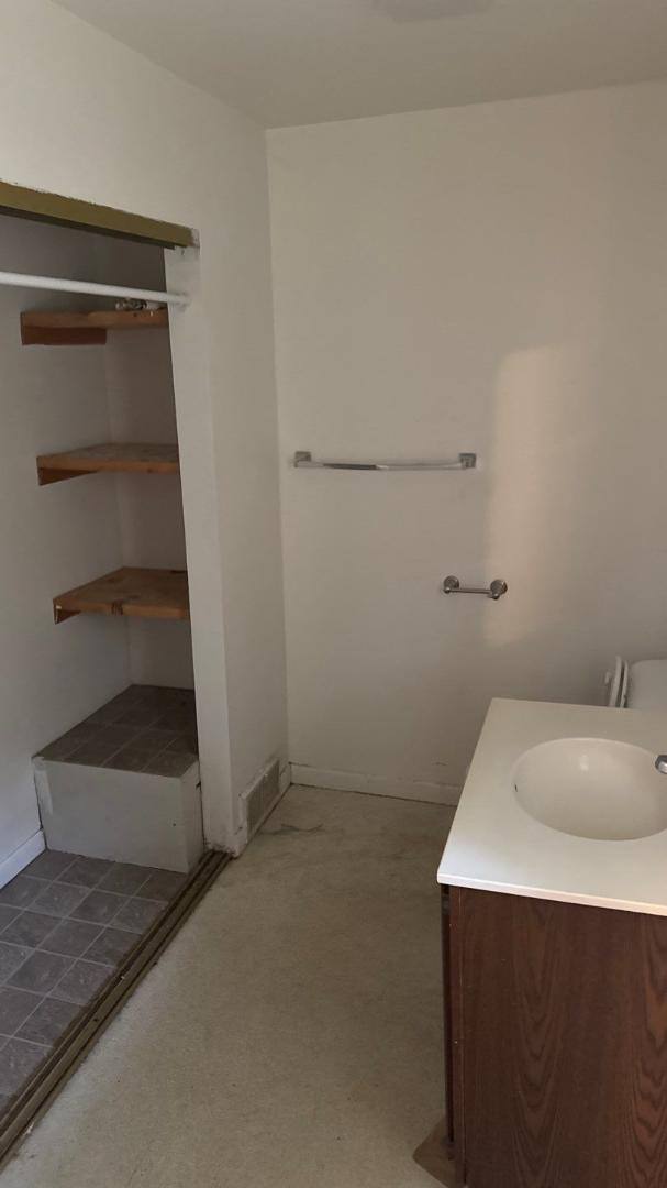 Apartment for rent at 427 Normal Rd #18, Dekalb, IL 60115