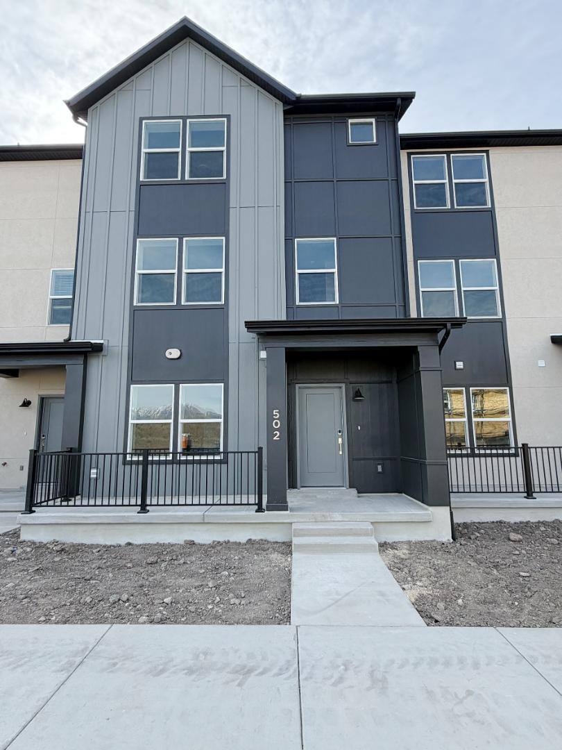 Townhouse for rent at 502 S 1140 W, American Fork, UT 84003