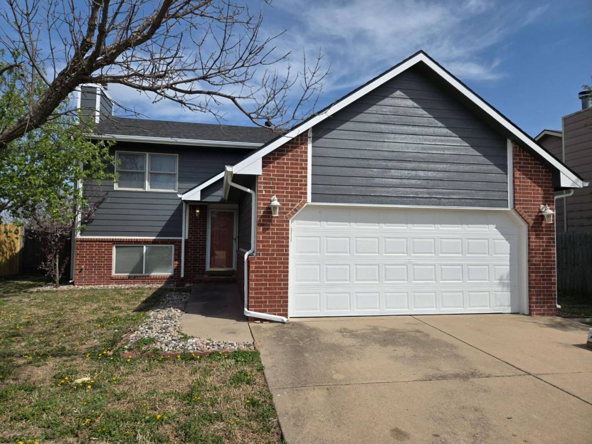 House for rent at 1914 S Prescott Circle, Wichita, KS 67209