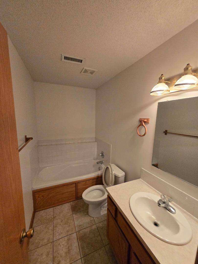 House for rent at 1914 S Prescott Circle, Wichita, KS 67209
