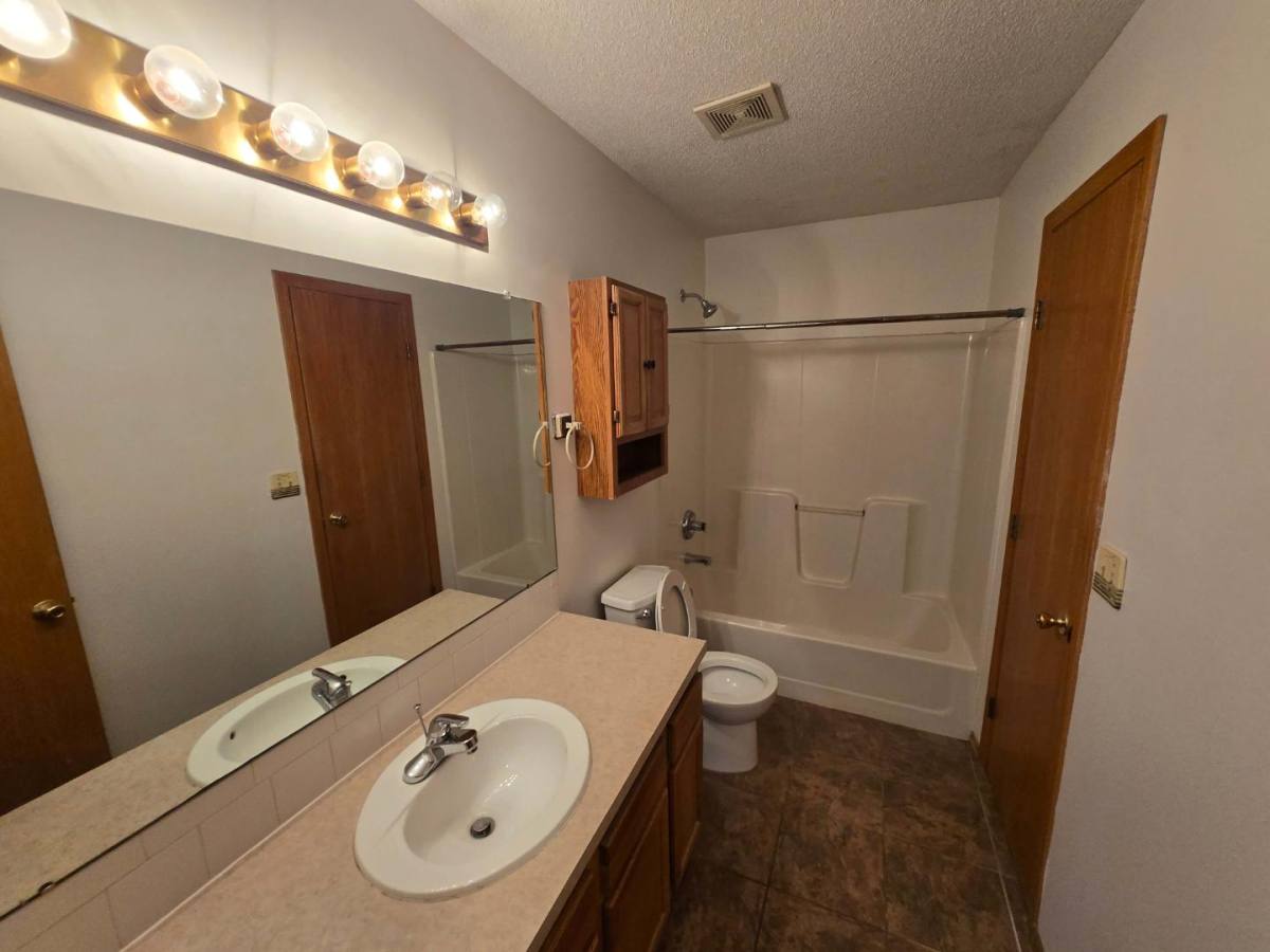 House for rent at 1914 S Prescott Circle, Wichita, KS 67209