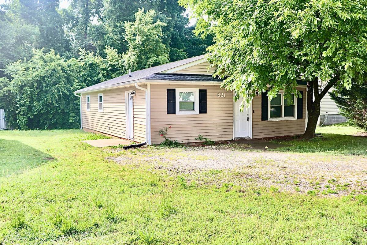 House for rent at 621 Reservoir St, Durham, NC 27703
