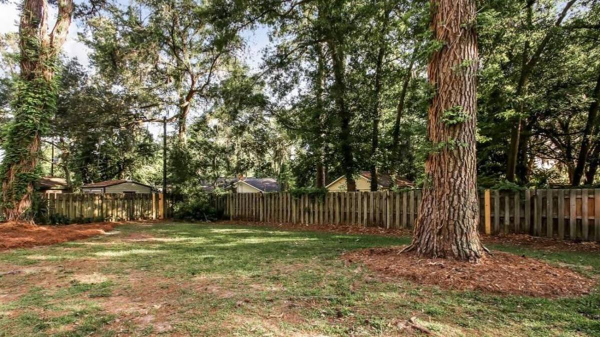 House for rent at 106 Penrose Dr, Savannah, GA 31419