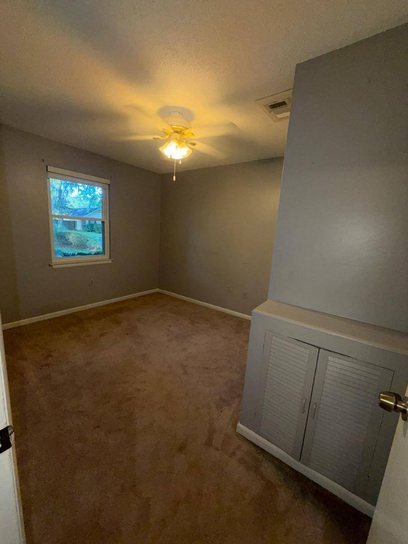 House for rent at 106 Penrose Dr, Savannah, GA 31419