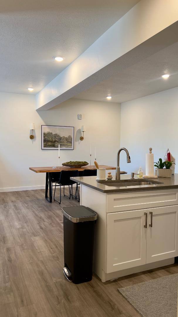 Apartment for rent at 4576 S 900E #306, Salt Lake City, UT 84117