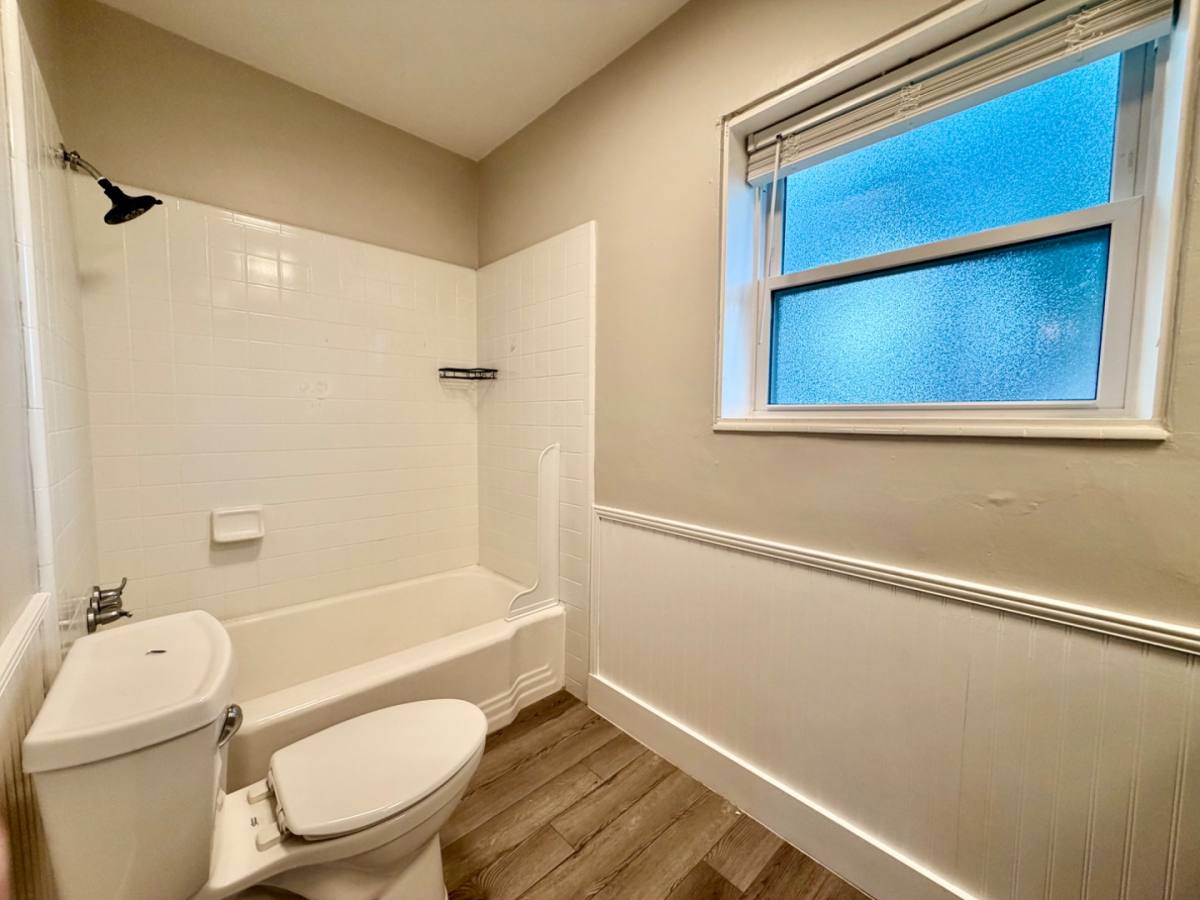 Apartment for rent at 103 4th St SE #B, Winter Haven, FL 33880
