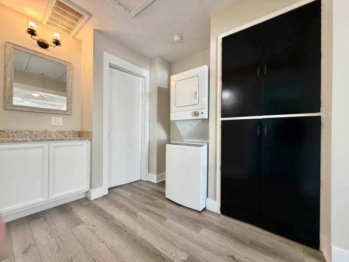 Apartment for rent at 103 4th St SE #B, Winter Haven, FL 33880