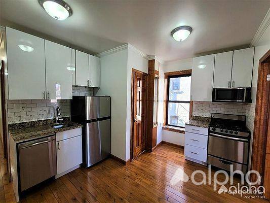 Apartment for rent at 175 E 101st St #19, New York, NY 10029